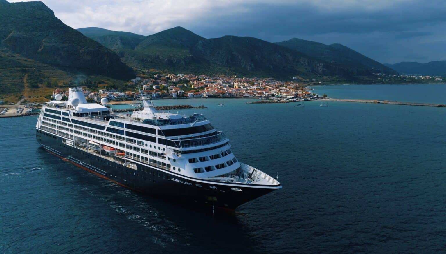 Azamara Cruise Ships | Fleet Guide, Sizes, Ages & Compare Itineraries